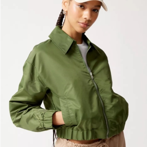 Nylon bomber jacket from UO - Picture 4 of 7